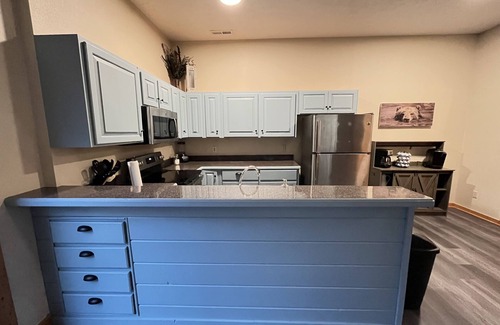 Cosby Cabina | Smokey Mountain Retreat with hot tub and arcade games, sleeps 8!