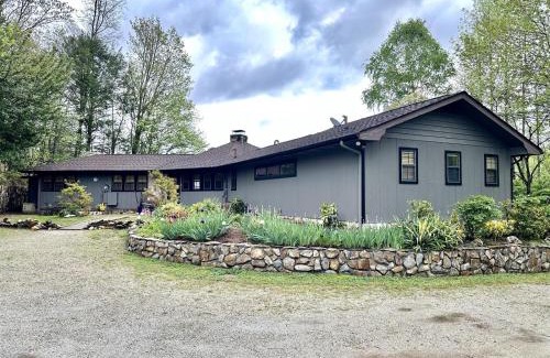 Bryson City Casa | Smokey Vista Lodge