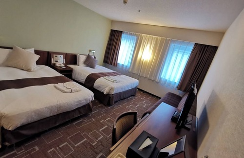 Minamisenba Hotel | Smoking Deluxe Twin Multiple Nights vs | Gr / Osaka Ōsaka