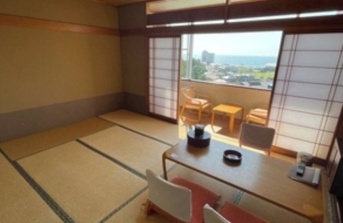 Tsuruoka Hotel | Smoking Japanesestyle room with 10 tatami mats / Tsuruoka Yamagata