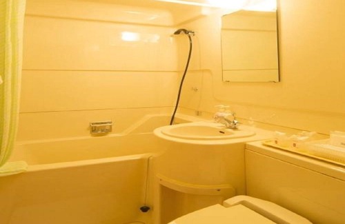 Kintaro Onsen Hotel | Smoking Single with sofa Slightly larger room fo / Uozu Toyama