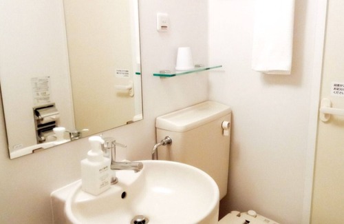 Matsuyama Hotel | SmokingTwin Room Room only Reservations accept / Matsuyama Ehime