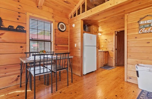 Wears Valley Casa | Smoky Bears Den~Tiny Home