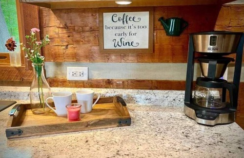 Townsend Cabina | Smoky Mountain Cabin With Private Deck Hot Tub Close to National Park