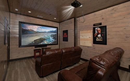 Gatlinburg - Pigeon Forge Villa | Smoky Mountain Glory