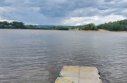 Morristown Alquiler De Eote | Smoky Mountain Lake Life. Family oriented with park. Disc golf on location.
