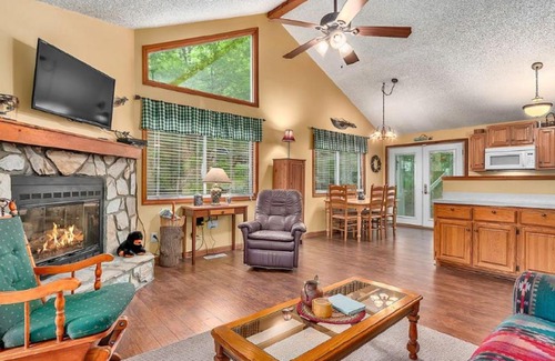 Maggie Valley Casa | Smoky Mountain Treehouse