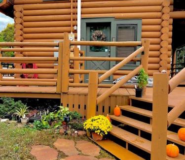 Maryville Casa | Smoky Mountains Blue Ridge Cabin Tennessee
