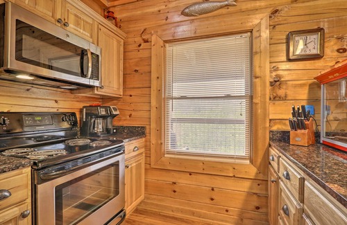 Sevierville Cabina | Smoky Mountains Cabin < 1 Mi to Douglas Lake