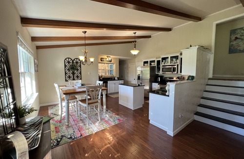 Maryville Casa | Smoky Mountian Views and Centrally Located 3bed 1bath