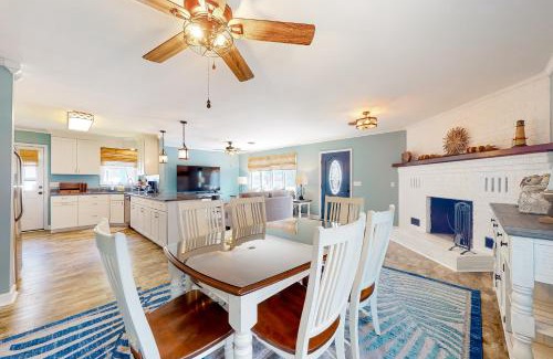 Caine Woods Casa | Smooth Sailing 14105