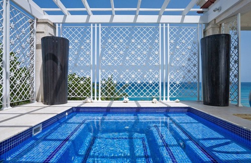 Old Trees Bay Apartamento | Smugglers Cove 7, The Penthouse by Fantasia Villas