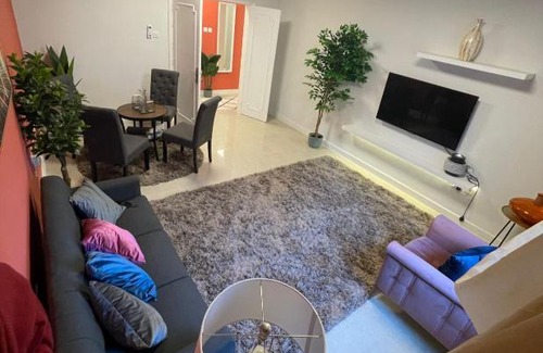 Al Muraqqabat Apartamento | smz hotel apartment