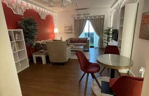 Al Muraqqabat Apartamento | SMZ hotel appartment
