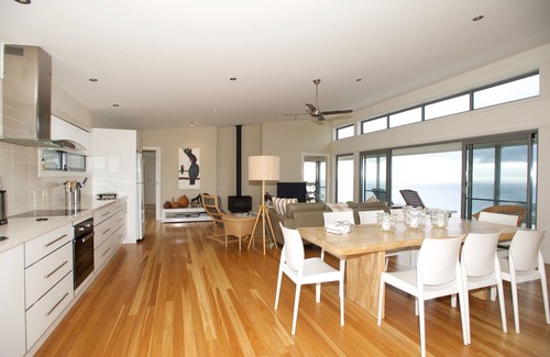 Duncan Casa | VISTA SNELLINGS - Impresionante