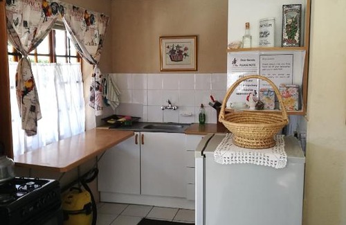 Rhodes Casa | Snow Cottage