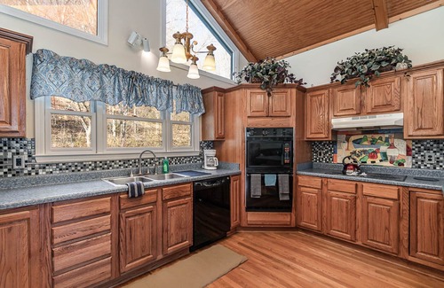 Columbia Cabina | Snow Creek Retreat 20 Minutes South of Franklin
