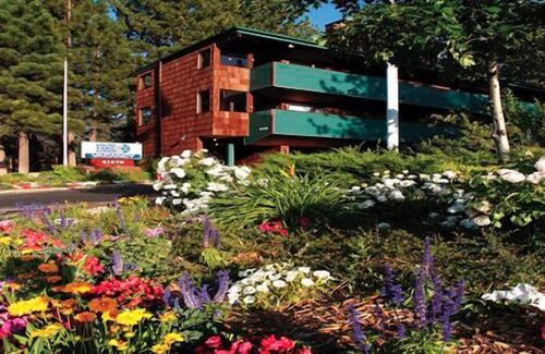 Big Bear Lake Hotel | Snow Lake Lodge Vacaciones de Navidad y Año Nuevo