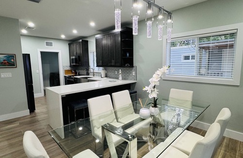Key Largo Casa | New construction, boat parking, launch across street, high-end! Minimum 28 days.