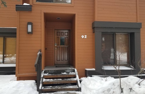 Mammoth Lakes Condominio | Snowcreek Resort Vacation Rental #92