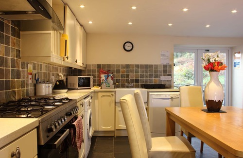 Beddgelert Cabaña | Snowdon Cottage: 300 m from Watkin Path Mt Snowdon