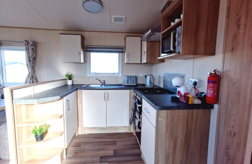 Llwyngwril Cabina | Snowdonia Sunbeach Holiday Sea and Mountain view