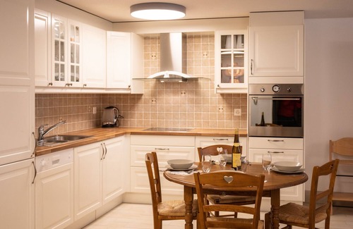Zermatt Apartamento | Snowflake family apart. Ski in& out