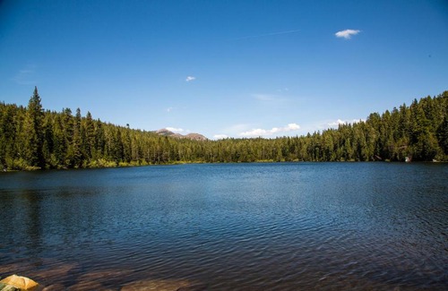 Emigrant Gap Complejo | Snowflower Camping Resort 12 ft. Yurt 9