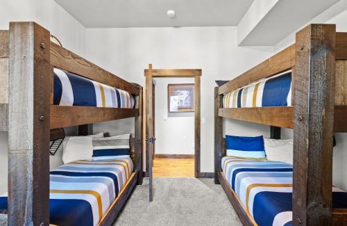 Whitefish Casa | Snowghost Chalet Ultimate Luxury Ski In Ski Out 5BD 55BA with Hot Tubs Steam Room and Game Room