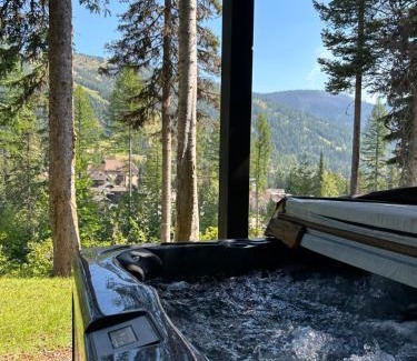 Whitefish Casa | Snowghost Den True Ski In Ski Out Home Sleeps 9 with 3 Bedrooms 2 and a half Bathrooms and Private Hot Tub