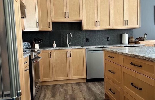 Silver Star Mountain Casa | Snowgums, 3 bedroom 3 bathroom townhome, renovated kitchen and secure garage