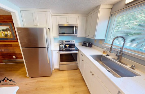 Sugar Mountain Casa | Snowlake B09 is the perfect choice for family gatherings, group ski trips, or a