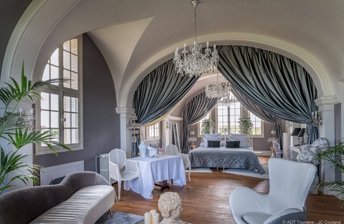 Sainte-Catherine-de-Fierbois Otro | Somptueux Manoir Belle Epoque 15/20 Pers et son Parc en Val de Loire