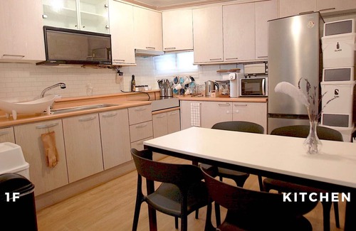 Yongsan-gu Casa | So Seoulish Stay★Upto 18 【SseoulStay】