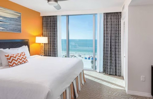 Clearwater Beach Complejo | Soak Up the Sunshine at Wyndham Clearwater Beach-1 Bedroom Deluxe