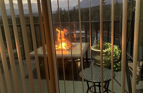 Bonners Ferry Apartamento | Soar with the Eagles and hibernate with the Bears.