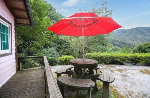 Danyang Casa | Sobaeksan Log Pension