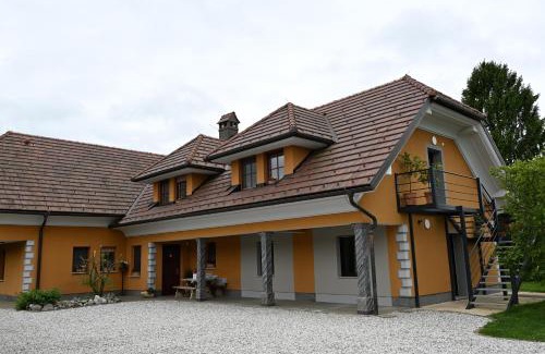 Cerknica Cama Y Desayuno | Sobe in apartma Portus