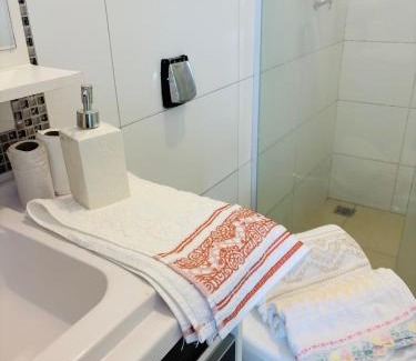 Umuarama Apartamento | Sobrado espaçoso e aconchegante proximo ao centro