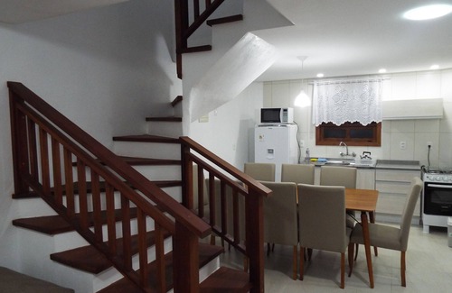 Canela Casa | Sobrado House - Casa adosada de 3 dormitorios adosada - acepta tarjetas de hasta 5 veces sin intereses
