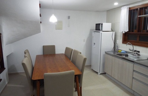 Canela Casa | Sobrado House - Casa adosada de 3 dormitorios adosada - acepta tarjetas de hasta 5 veces sin intereses
