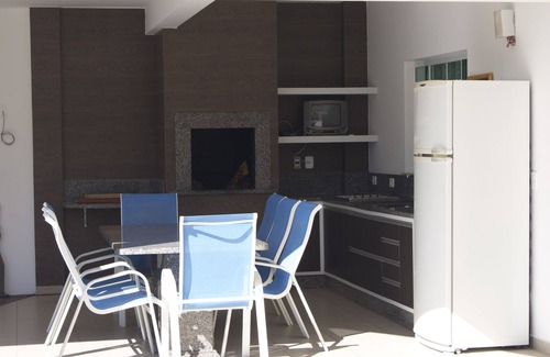 Mariscal Casa | 3 habitaciones, 2 baños, 1 aseo, 1 aseo