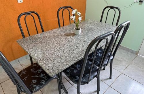 Morada da Serra Casa | Sobrado no coração do CPA1 para 6 pessoas