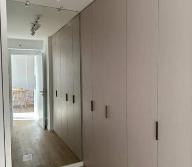 Punta del Este Apartamento | Sobre Shopping nuevo, a estrenar
