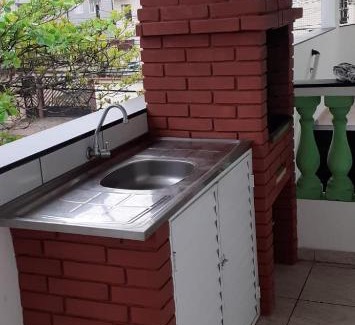 Praia dos Sonhos Casa | Sobreloja 50m da praia c/garagem