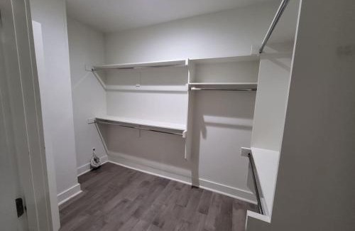Oak Cliff Casa | Social House with Downtown View Terrace & King bed & 2-car garage parking!