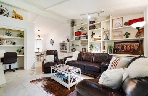 Sweetbriar Casa | SoCo Austin Home & Cowboy Charm
