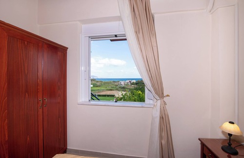 Kamisiana Apartamento | Socrates Holidays Apt. 2 with Pool near the Beach