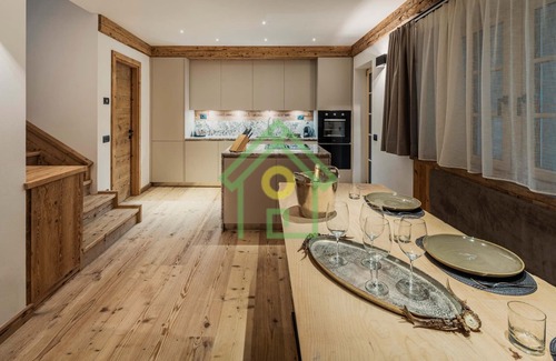 Cortina d'Ampezzo Apartamento | "Socrepes" Dolomiti Skyline Direct Reservations.