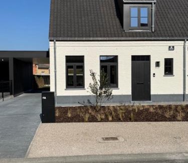Uitbergen Casa | Sœur